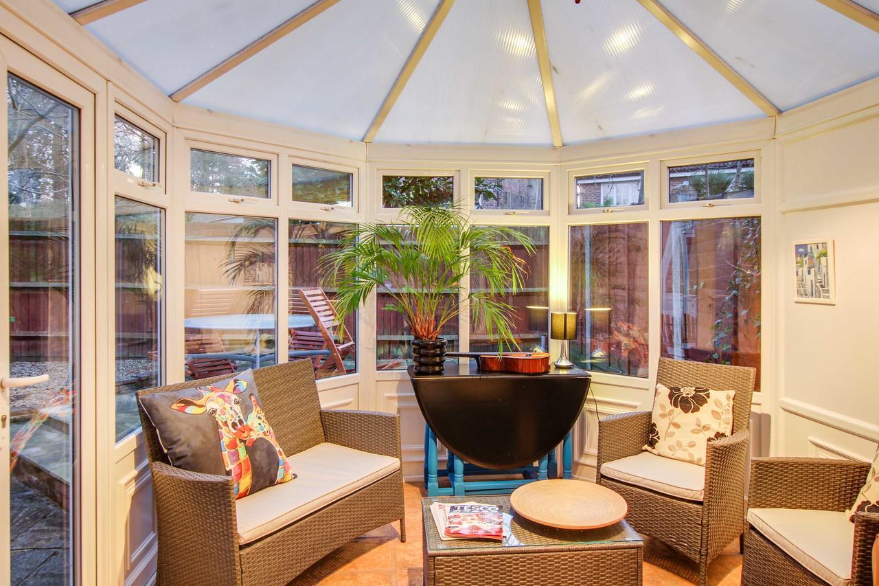 The Marlborough Villa ครอว์ลีย์ ภายนอก รูปภาพ
